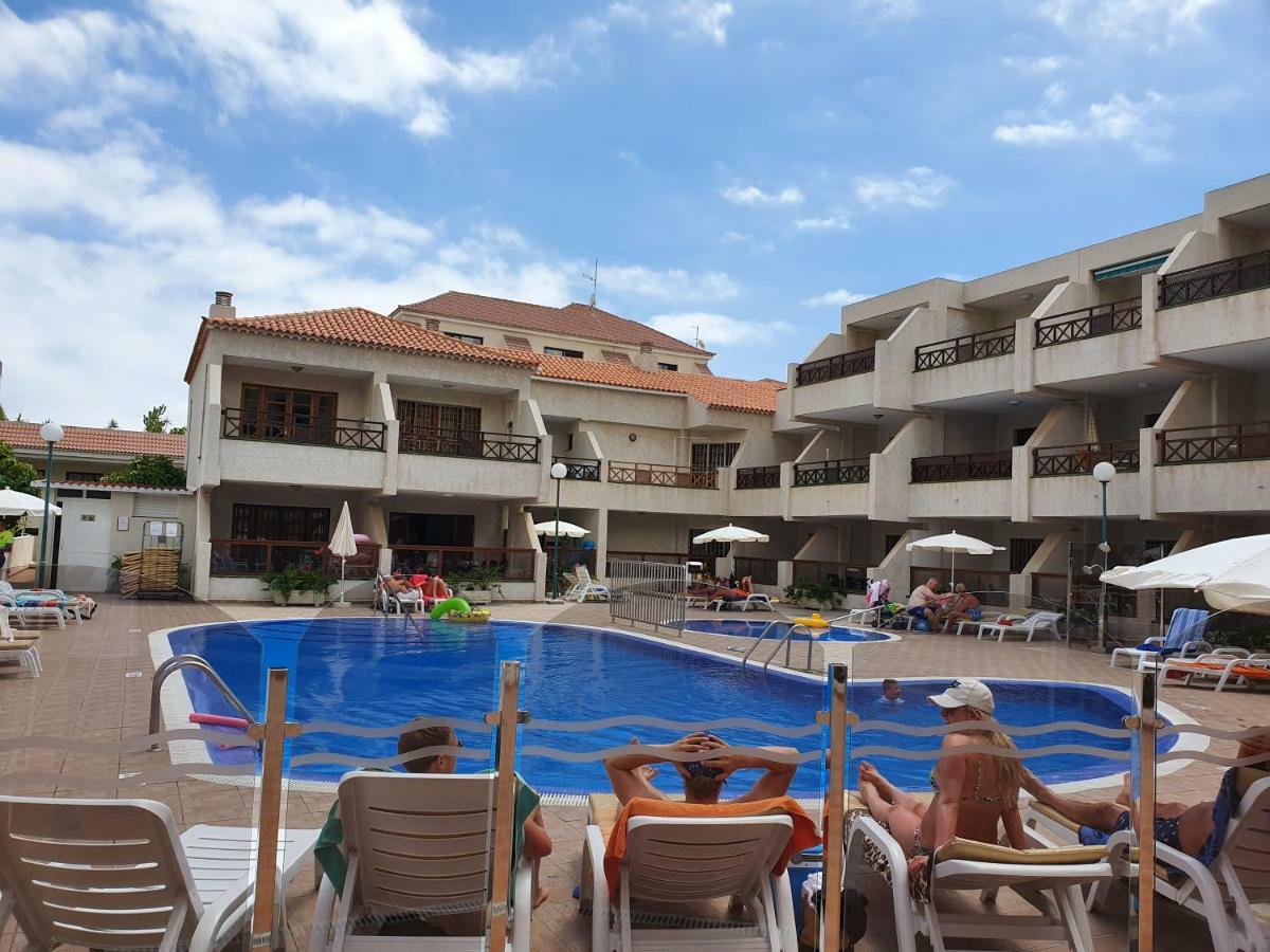 Spectacular Renovated Apartment, 5 Min To Camison Beach, With Aircon Arona  Luaran gambar