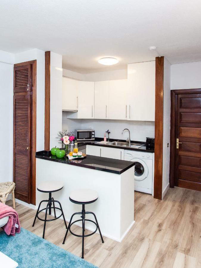 Spectacular Renovated Apartment, 5 Min To Camison Beach, With Aircon Arona  Luaran gambar