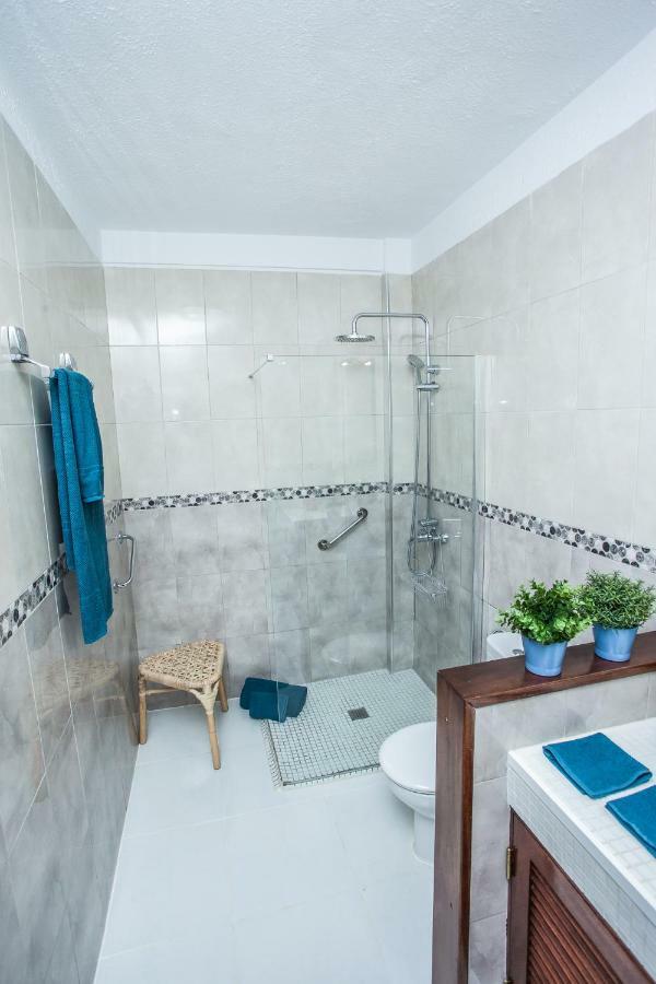 Spectacular Renovated Apartment, 5 Min To Camison Beach, With Aircon Arona  Luaran gambar